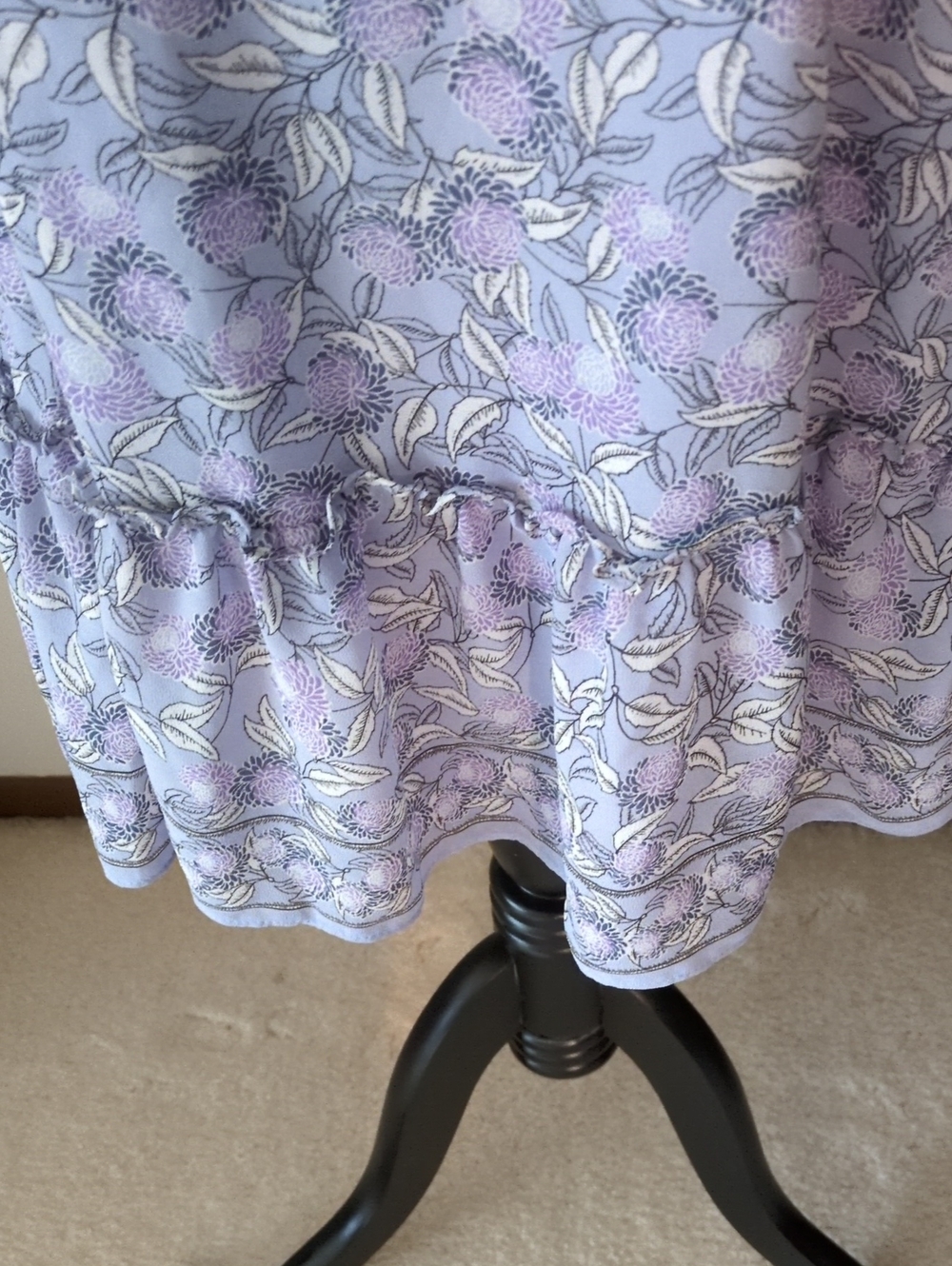 Max Studio Lilac Floral V-Neck Midi Dress - Picture 8 of 9